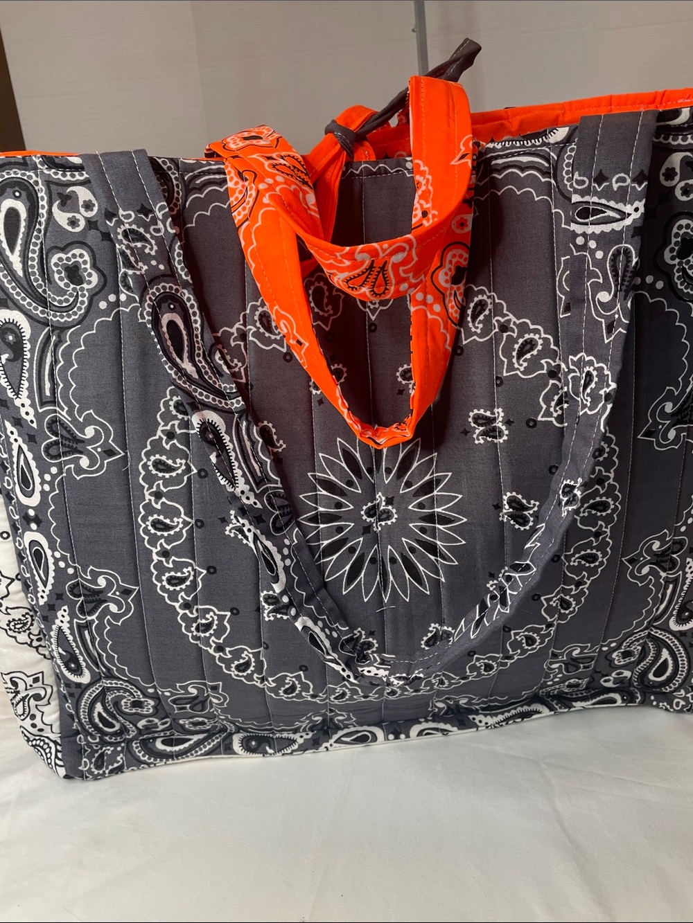 Orange gray bandanna Quilted Tote Bag- handmade - Picture 12 of 14